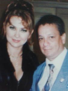 Paquito Díaz con Aracely Arambula