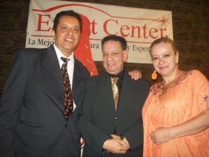 Con Héctor Cabrera y Heidy Sandoval Ruiz