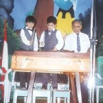con-sus-padres-edgar-rolando-y-miriam-violeta